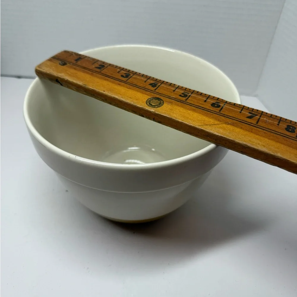 Crate & barrel nesting mixing bowl yellow gold band